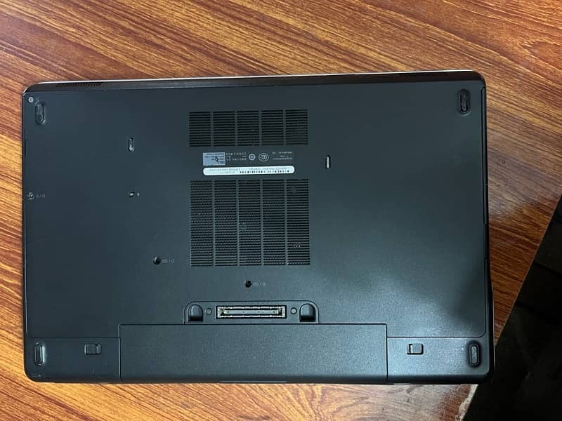 Dell Latitude E6540 3