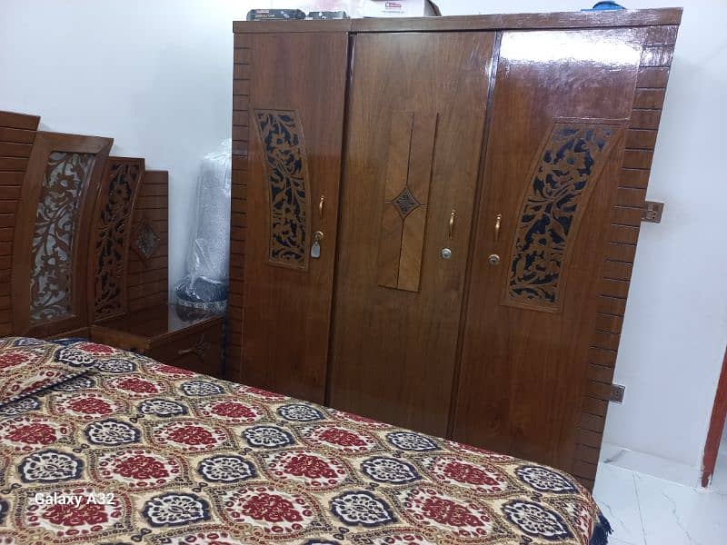 BEDROOM SET FURNITURE 4