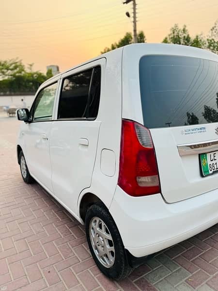 Suzuki Wagon R 2018 3