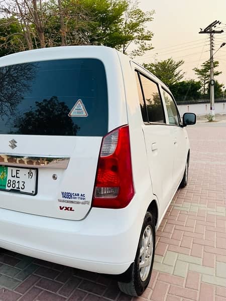 Suzuki Wagon R 2018 4