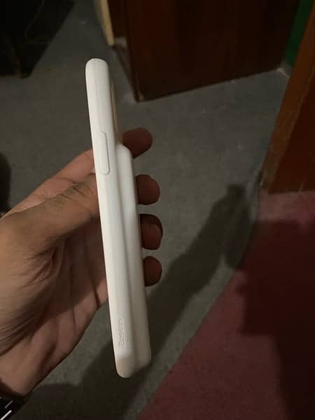 iPhone Xs power bank cover 2