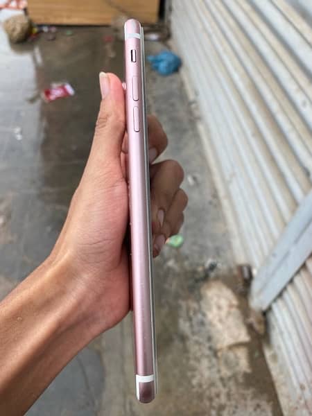 iphone 7plus 128gb pta approved 0