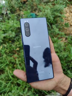 Sony Xperia 5