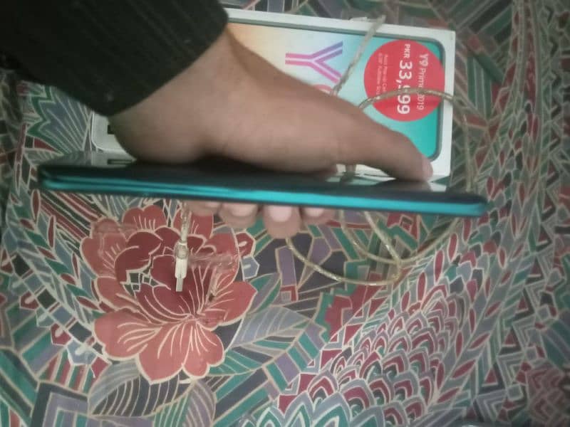 Huawei y9prime with box charger condition 10/10 no Open no repri 2