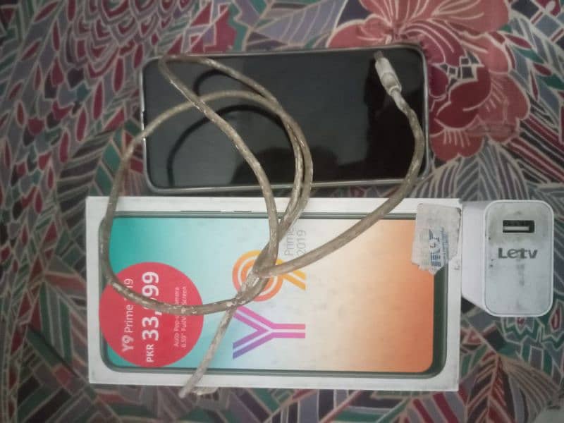 Huawei y9prime with box charger condition 10/10 no Open no repri 5