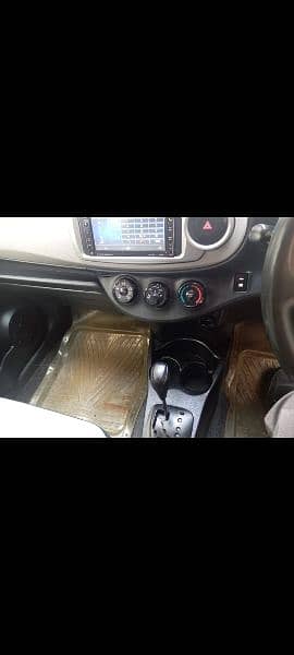 Toyota Vitz 2015 8