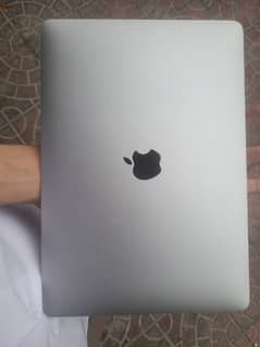 MACBOOK