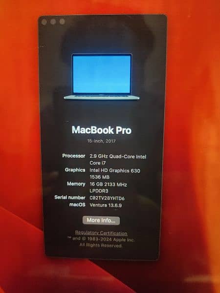 Apple macbook pro 15" 2017 in lush condition 5