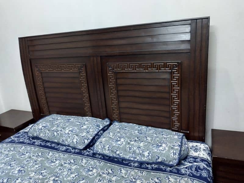 double bed with bedside drawers and mattress 2