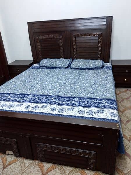 double bed with bedside drawers and mattress 4