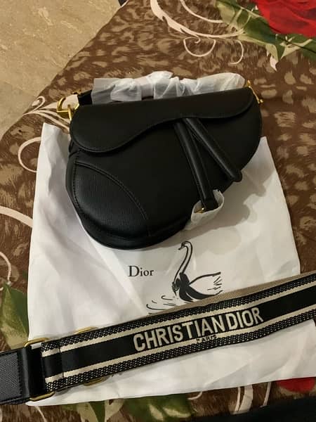 CHRISTIAN DIOR HANDBAG 2