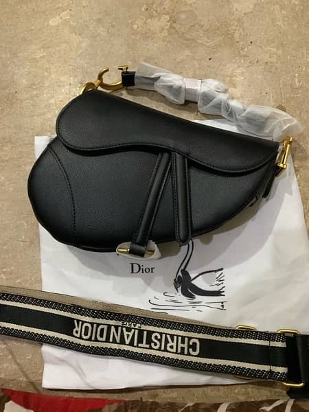 CHRISTIAN DIOR HANDBAG 3