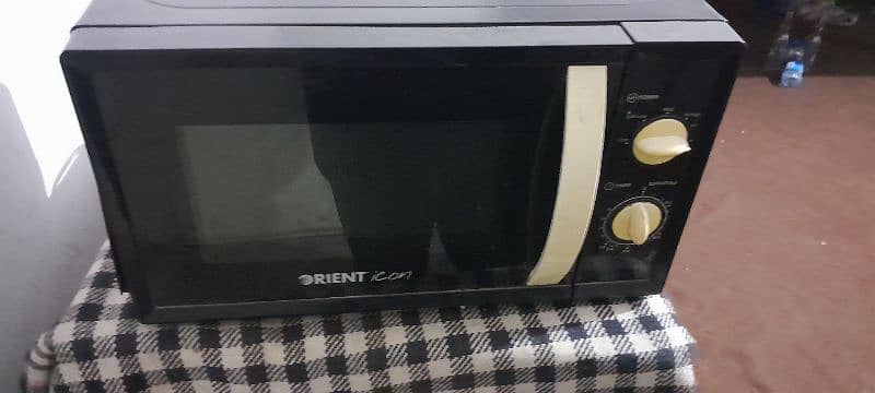 Orient microwave oven for sale very good condition like new 1