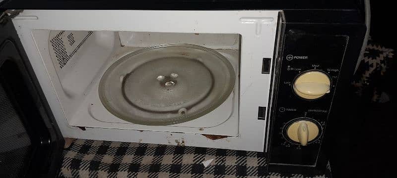 Orient microwave oven for sale very good condition like new 3