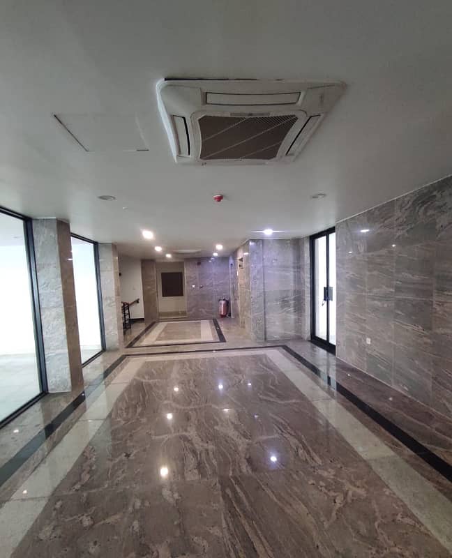 A High Profile Office Is Available With Qulaity Ambience 9