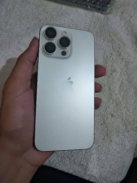 iPhone 15pro max iCloud parts available 5