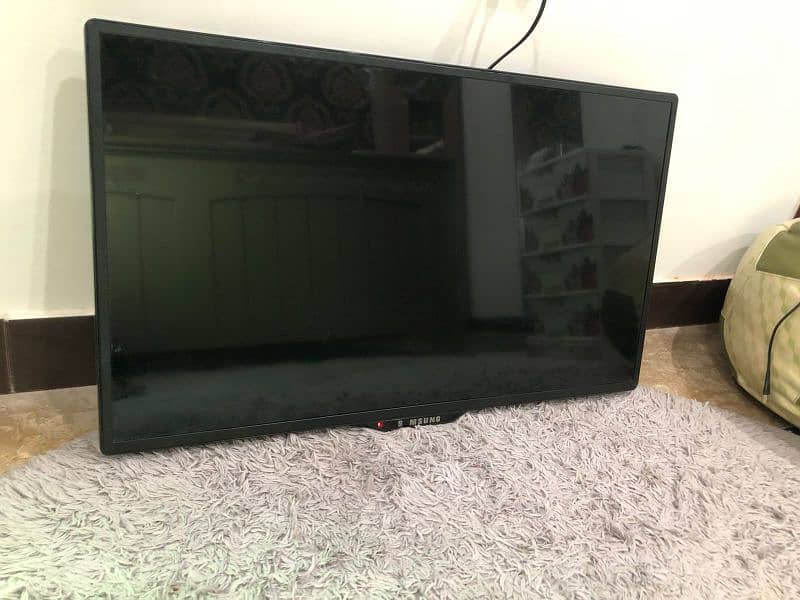 Samsung LCD for sale 0