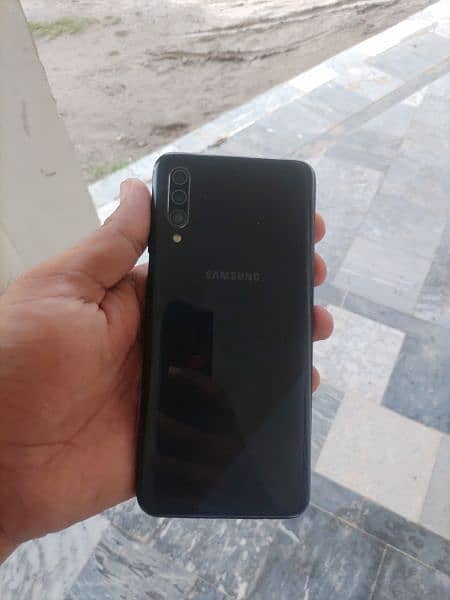 SAMSUNG A30 1