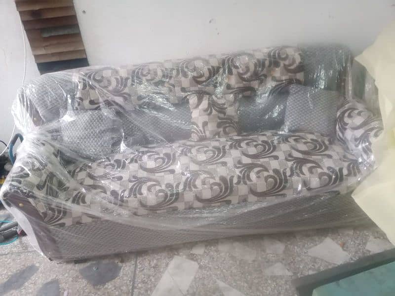 sofa for sale urgent 1