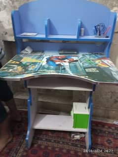 kids study table