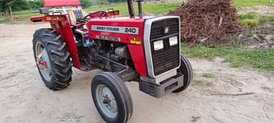 Tractor Massey Ferguson 240 model 2017