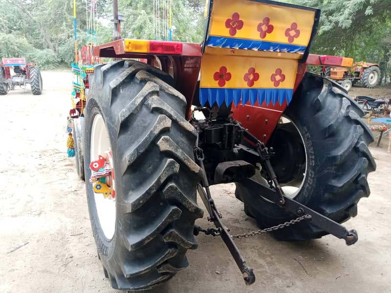 Tractor Massey Ferguson 640 model 2008 4