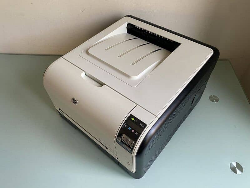 HP LaserJet 1525 Color Printer For Both Home & Office Use 2