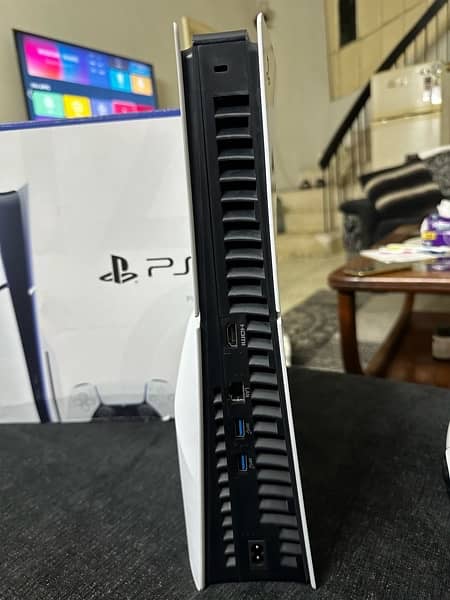 Playstation 5 / PS5 Slim Disc Edition (Complete box) 2