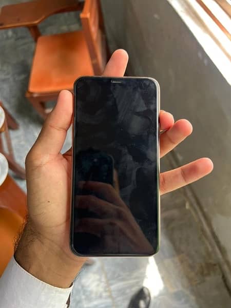 iphone 11 pro max non pta 1