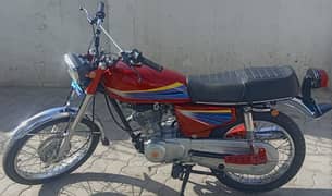 2013 model hounda 125 tarlai contact 0343-1158947