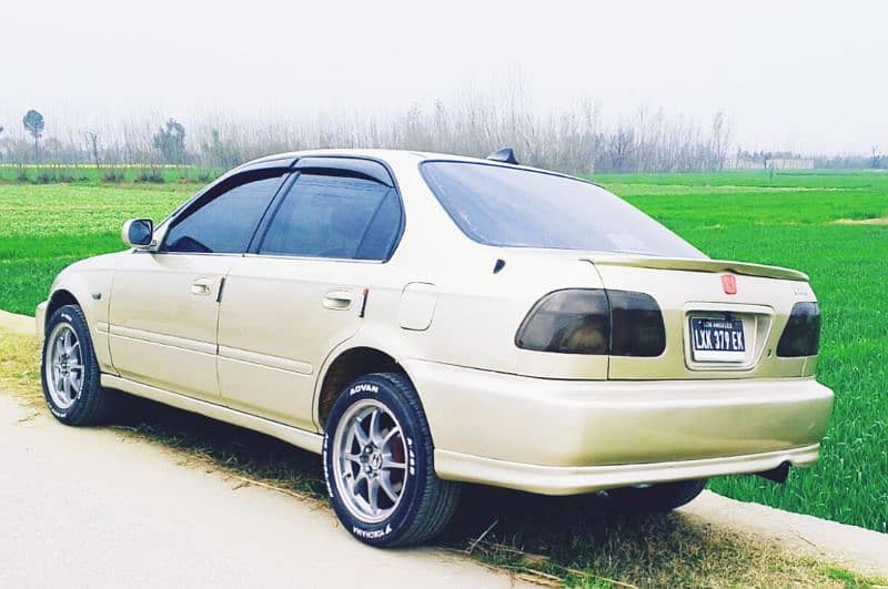 honda civic vti Lahore registeration 8