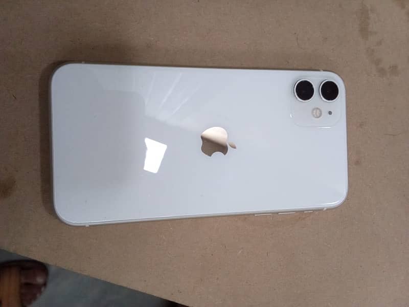 iPhone 11 128gb approved 4