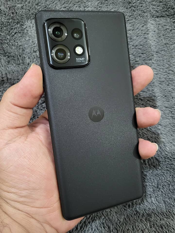 Motorola EDGE Plus 2023 0