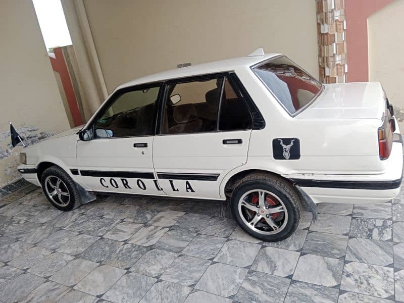 Toyota Corolla XE 1987 18