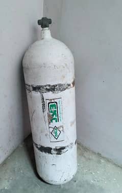 CNG cylinder with kit , stand for sale