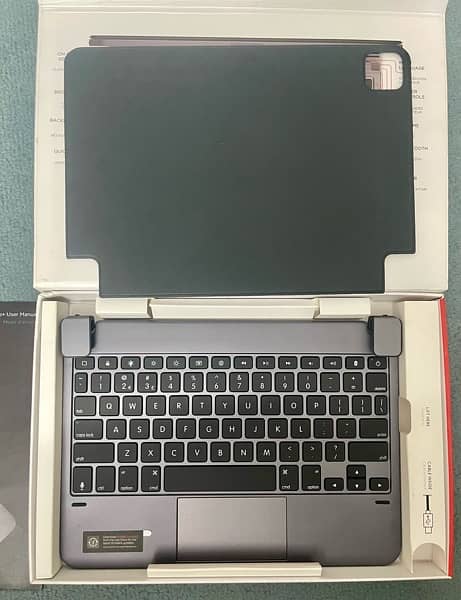 Keyboard case with Trackpad & Magnetic Cover iPad Pro 11 - BRYDGE 0