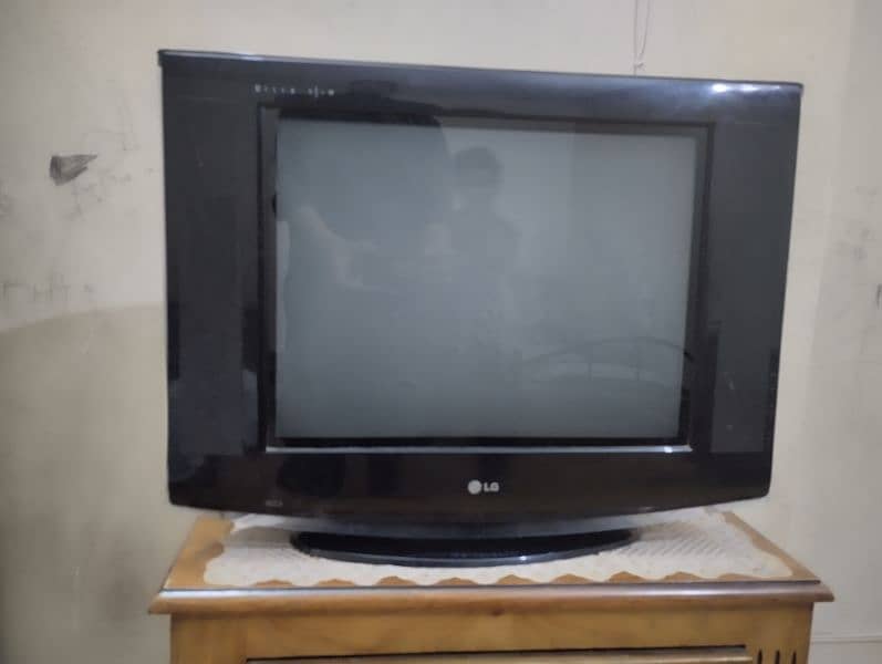 LG HD 32inch TV for sale in Peshawar 4