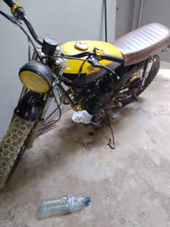 honda 125 modified to cafe racer