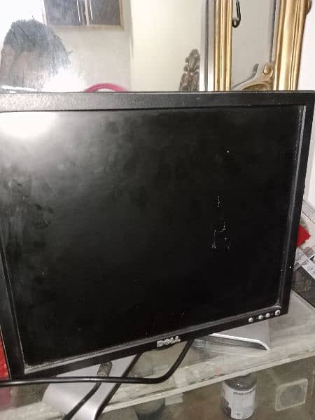 Dell LCD 19 hai ya 17. . 2