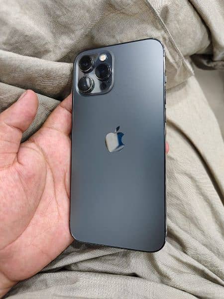 Iphone 12 pro max jv
128Gb
Health 100
Condition 10/10
Grey clr 8