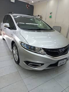 Honda Jade Hybrid 2015