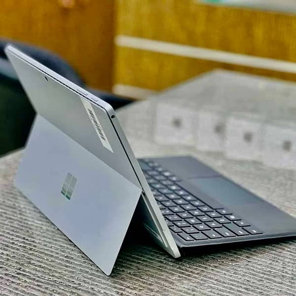 Surface Pro 4 - Core i5 6th Gen - 8Gb 256Gb 4