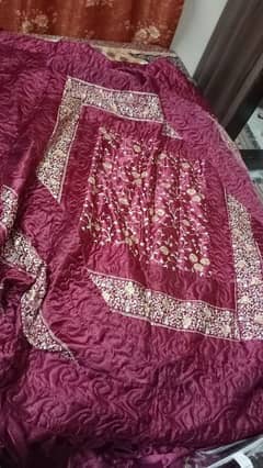 New Bridal Bad Sheet Sell 7 Pillow hai Gull Ahmed ke or 7 Gilaf hai