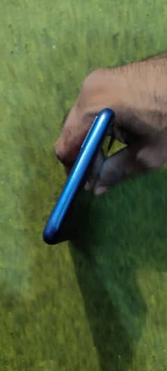 honor 7c all okay hai  koi kaam nhi hai Mobile mein protacter 0