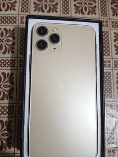 Iphone 11 pro. . with box 0