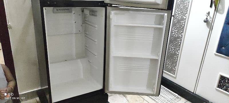 PEL Fridge Model # PRGD-130 8