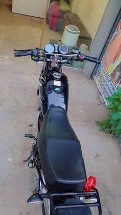 SUZUKI GS 150