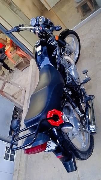 SUZUKI GS 150 4