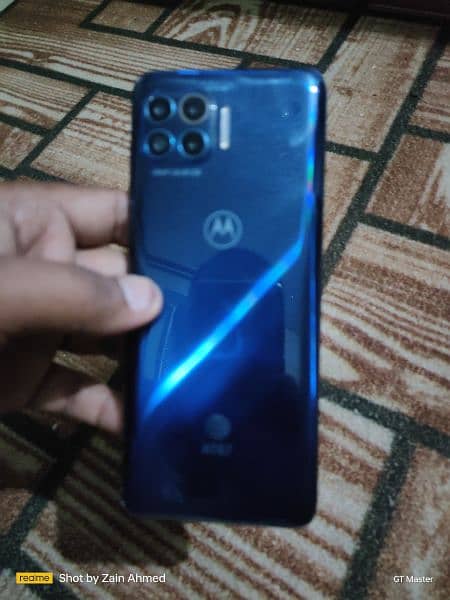 Moto One 5G 0