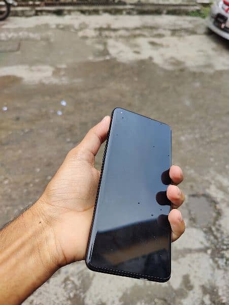 OnePlus 10pro 5G  Whatsapp num 03276933207 1